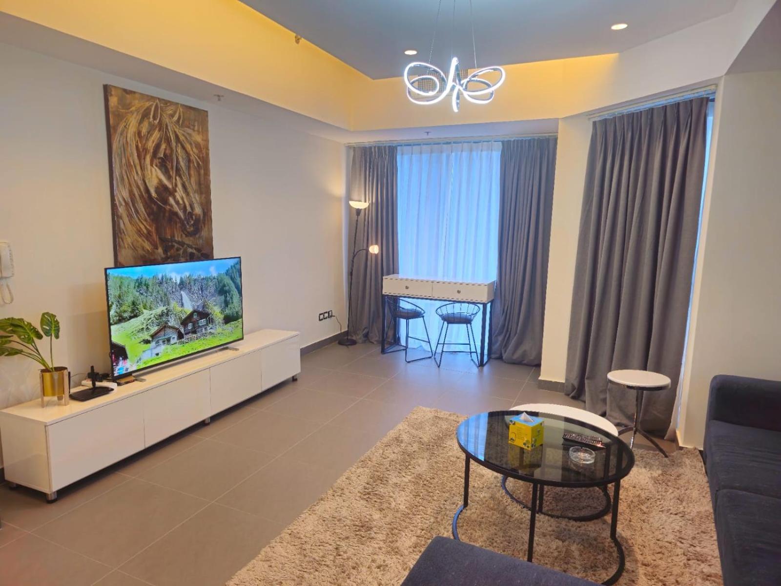 Luxury - Damac Tower
