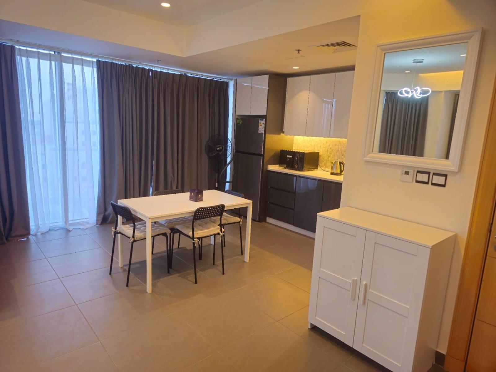 Luxury - Damac Tower Apartment Amman