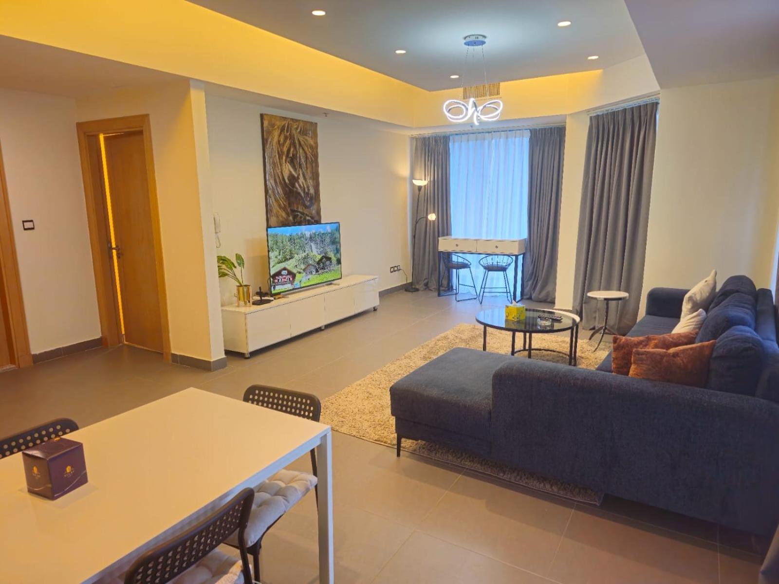 Luxury - Damac Tower