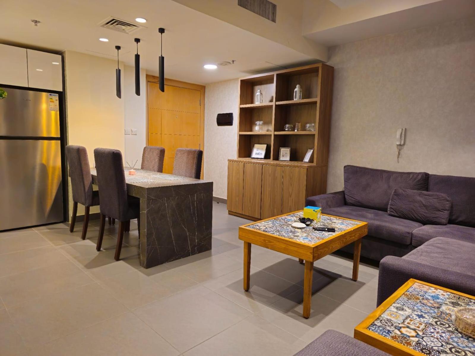 Luxury - Damac Tower Apartment