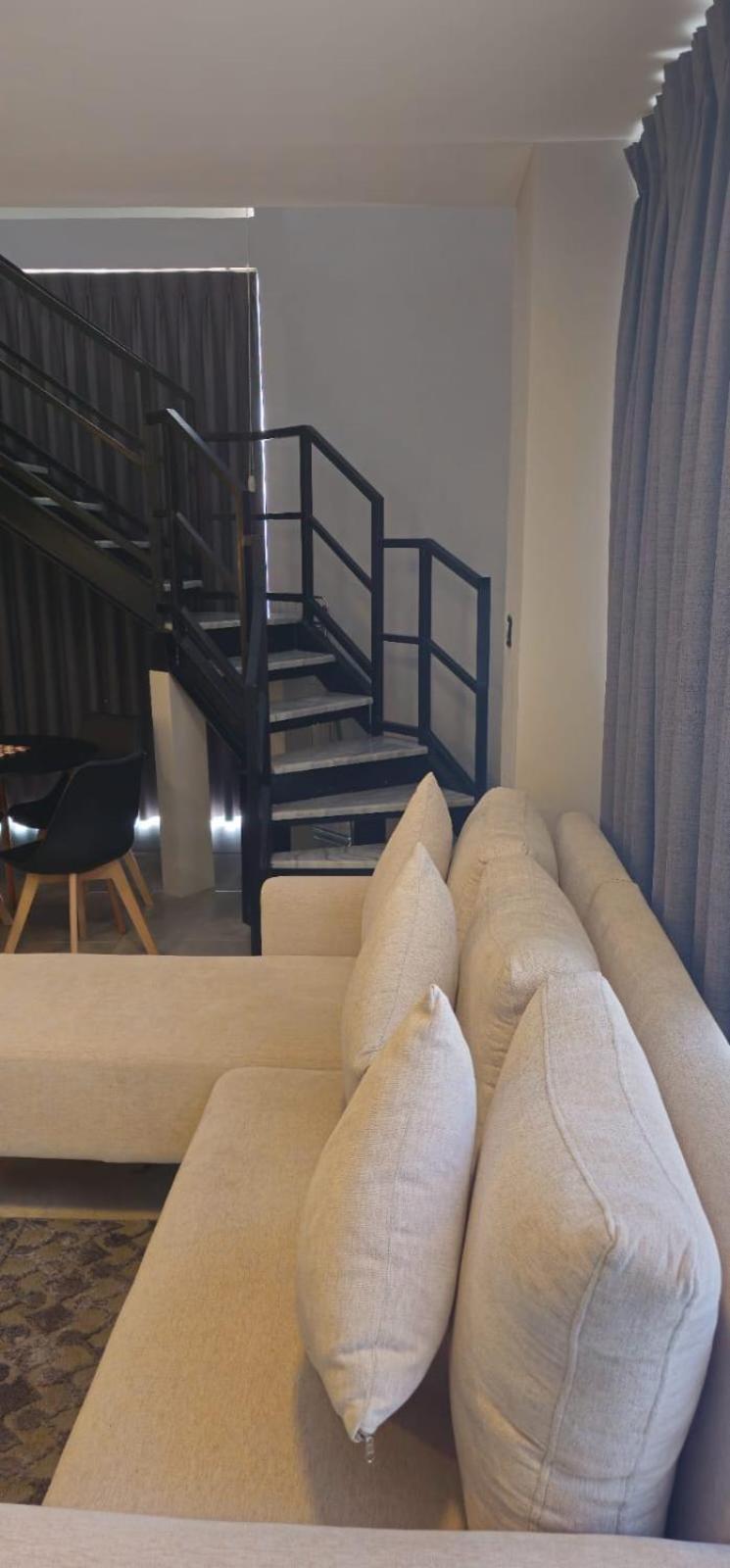 Luxury - Damac Tower Apartment Amman