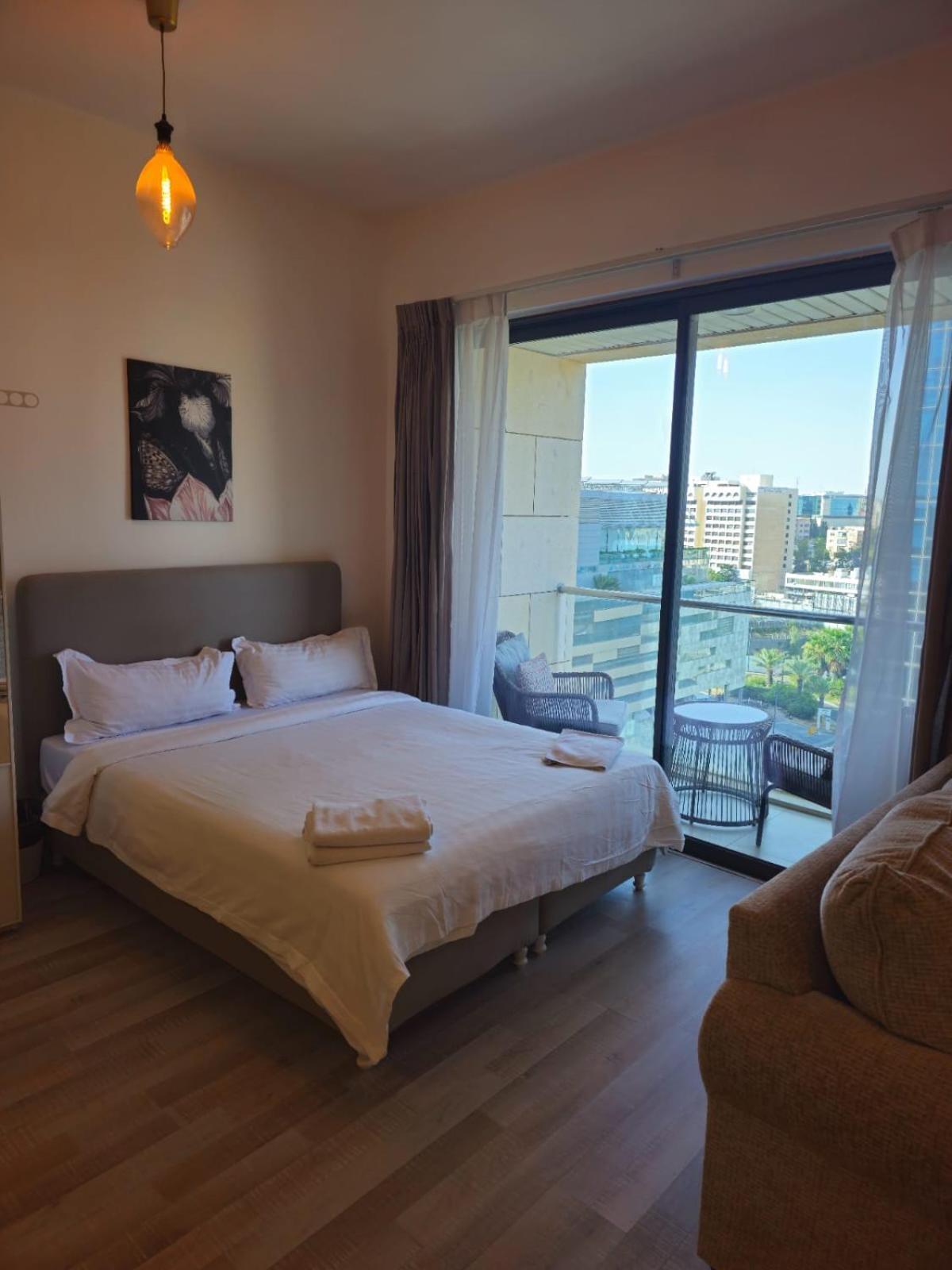 Luxury - Damac Tower